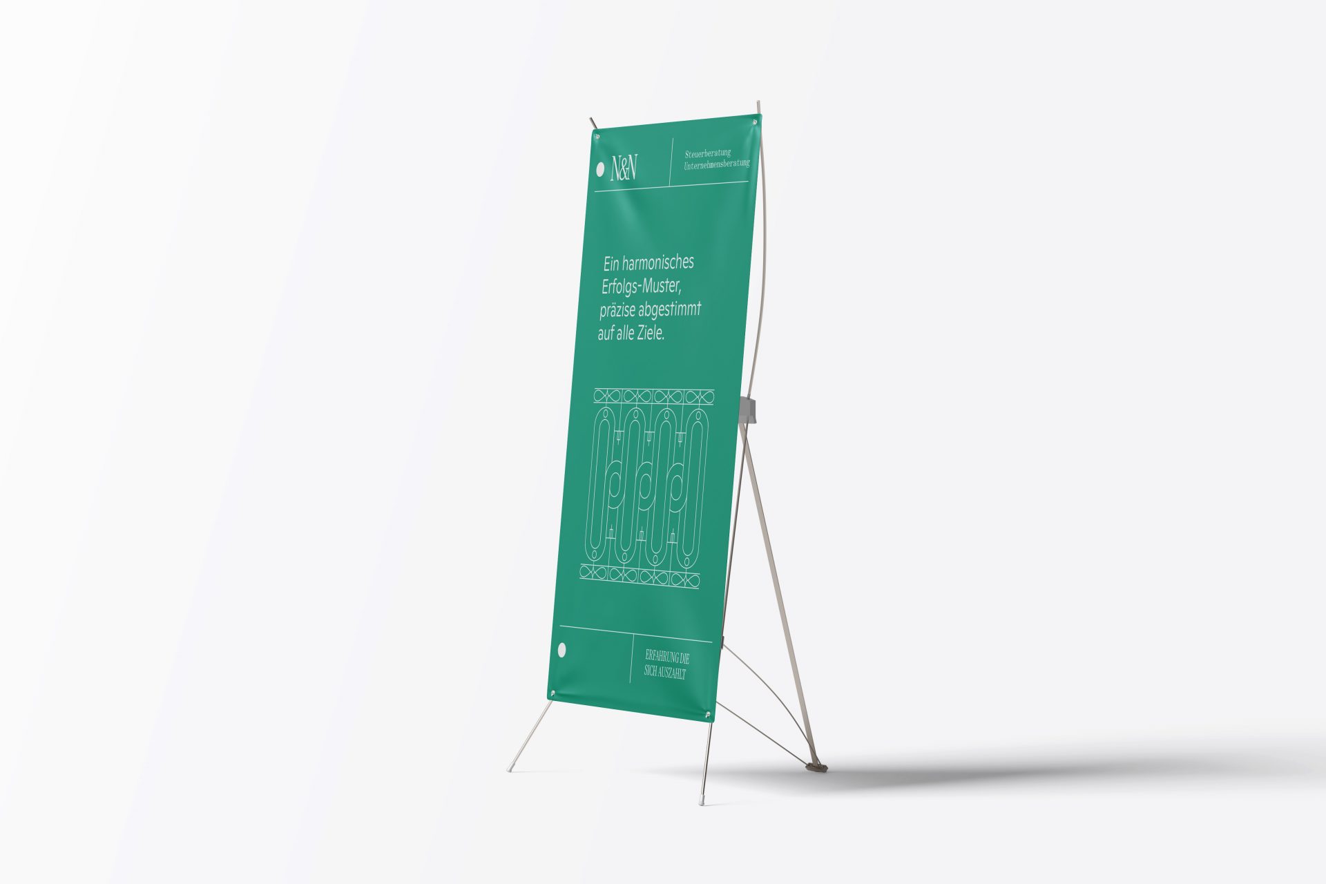 Nagler-Roll-Up-01–1920x1280